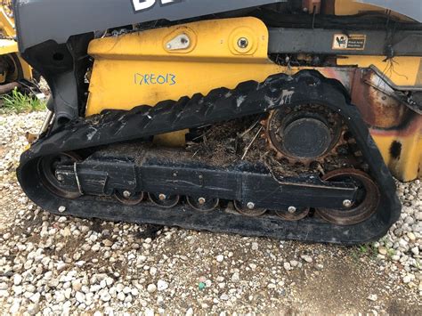 john deere 333d tracks|john deere 333g track width.